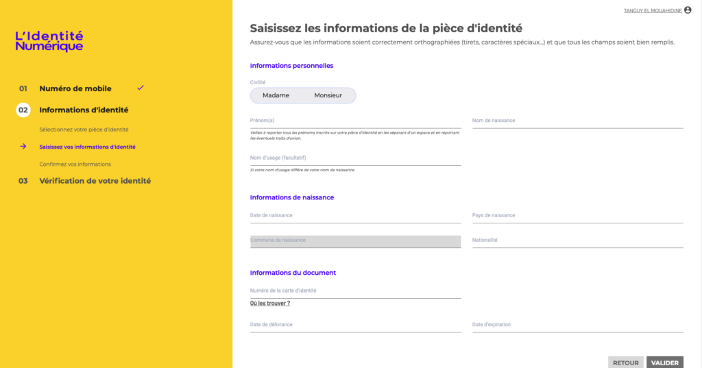 Page de saisie des informations de la pièce d'identité.